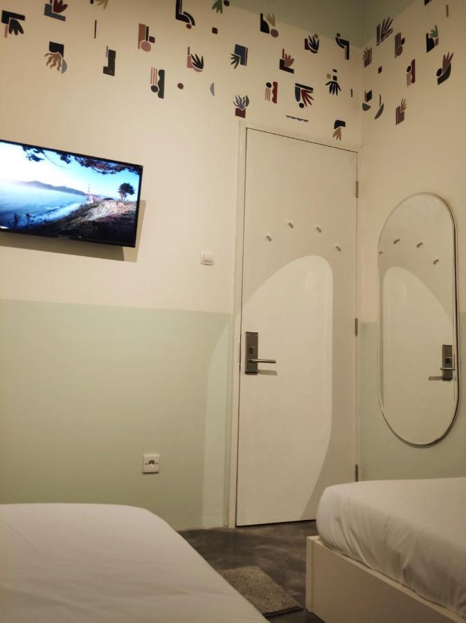 Temmu Co-Living Hostel Бандунг Екстериор снимка